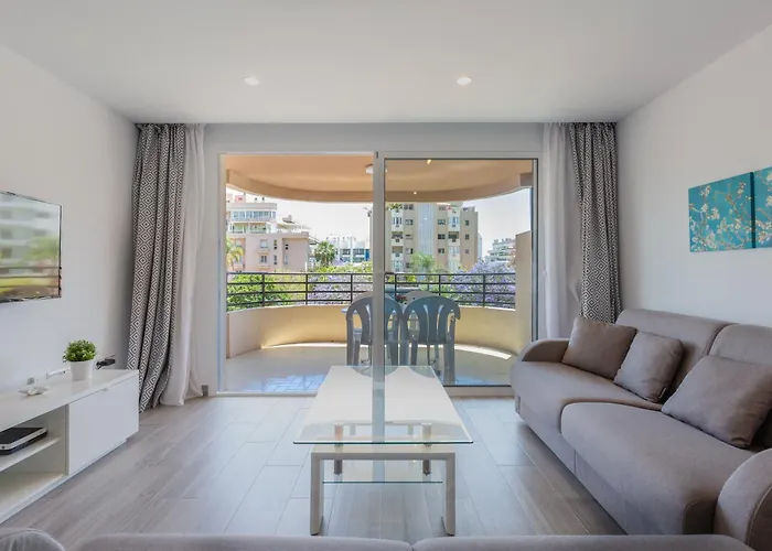 Marbella Suites Apartment