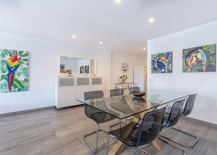 Marbella Suites Апартаменты