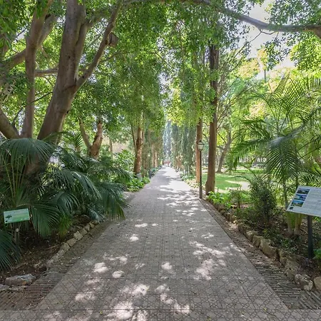 Marbella Suites Апартаменти